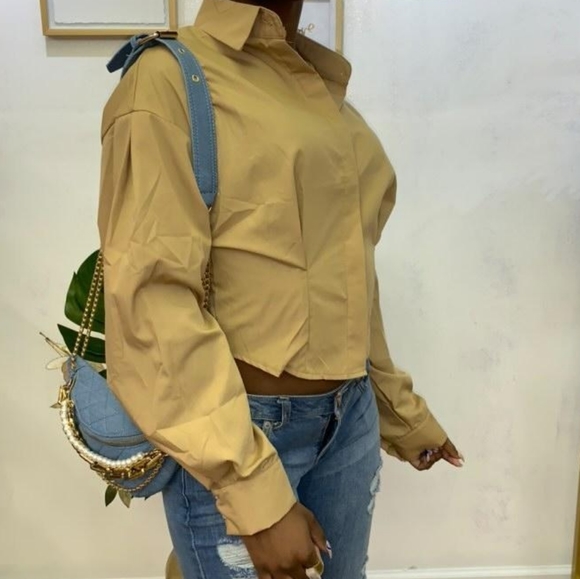 crop button up - Picture 2 of 2